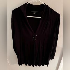 Black Long Sleeve V-Neck Blouse